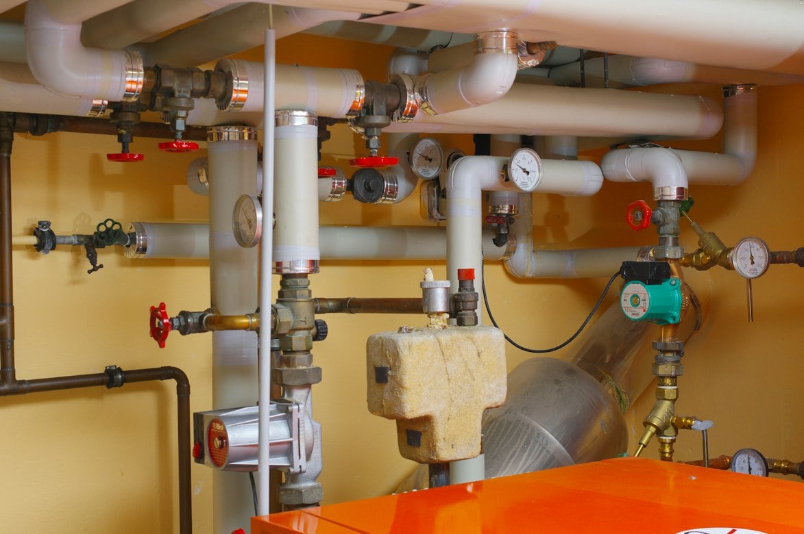 Professional plumbing installation and pipework